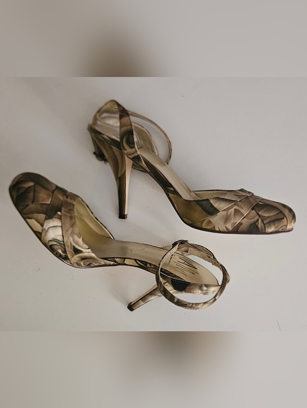 AM By Ann Marino Faux Satin Heels